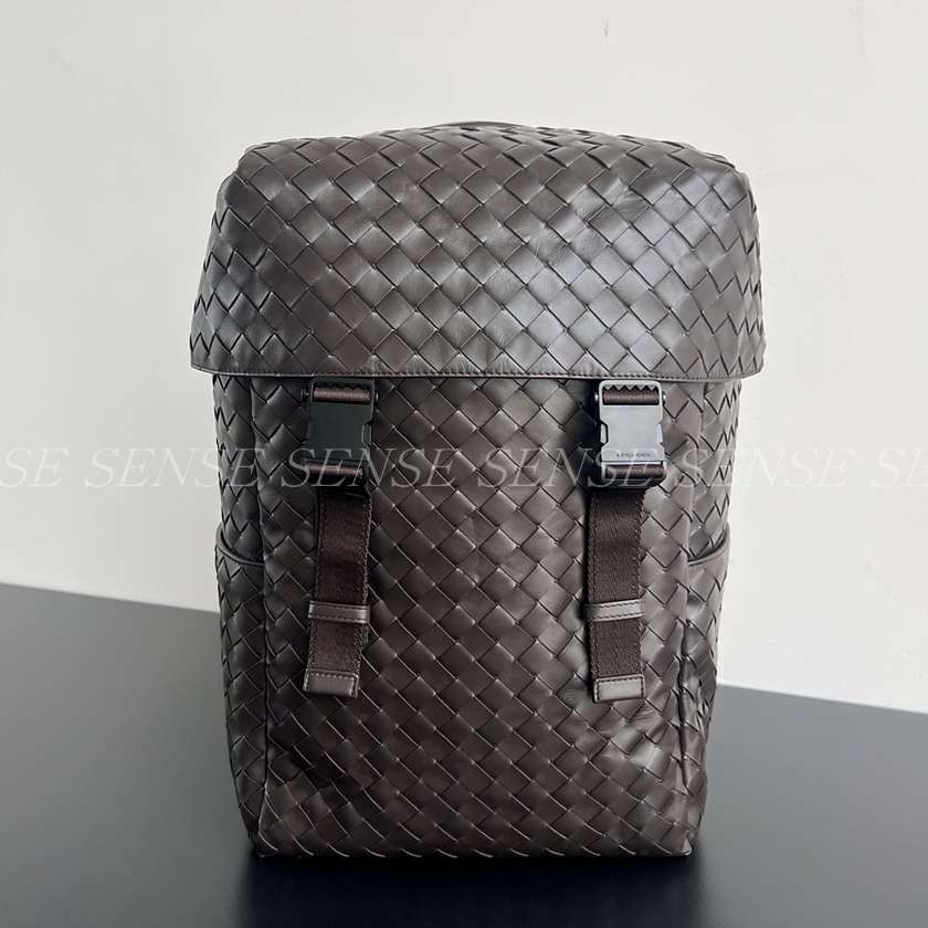 보테가베네타 인트레치아토 플랩 백팩