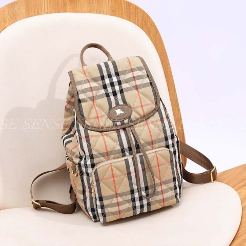 버버리 홀스슈 백팩
